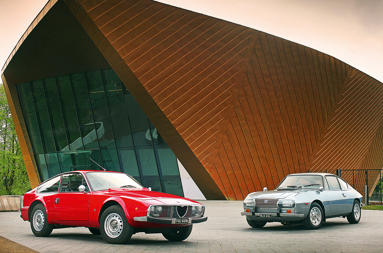 Lancia Fulvia Sport vs Alfa Romeo Junior Zagato: premium blend